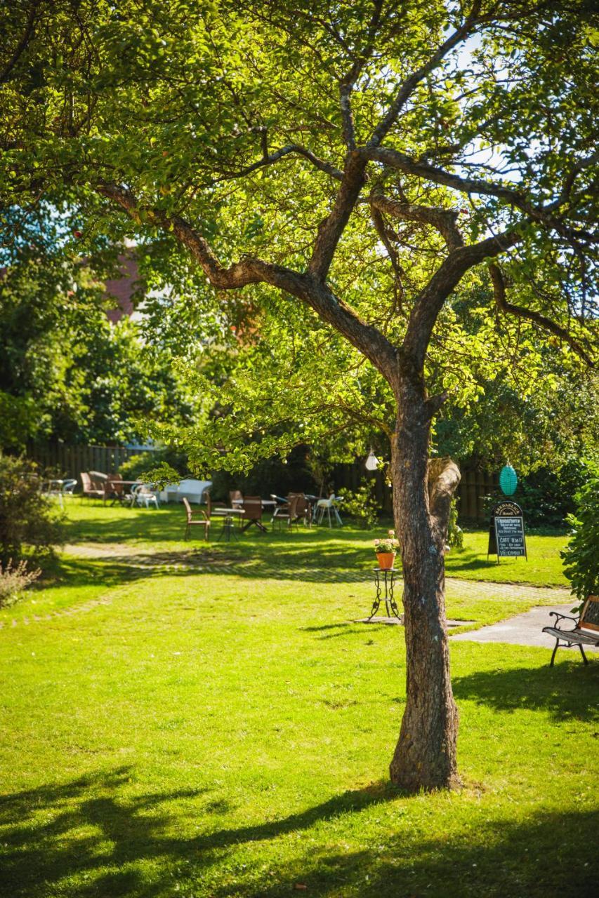 Hotell Breda Blick Visby Exterior photo